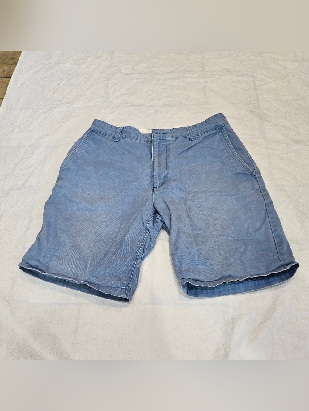 Dockers Light Blue Men's Flat Front Shorts. Sz 32  100% Cotton